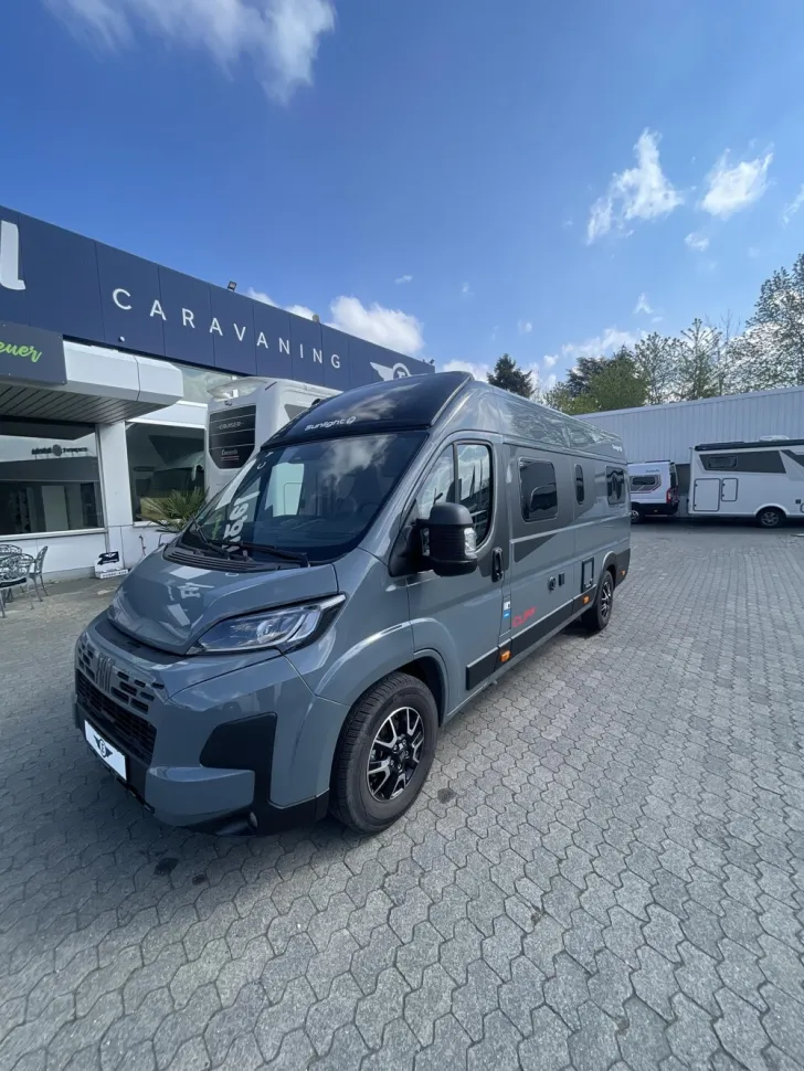 Fahrzeugbild Sunlight Cliff X 640 #3