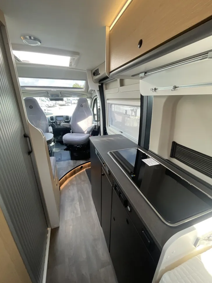 Fahrzeugbild Sunlight Cliff X 640 #16