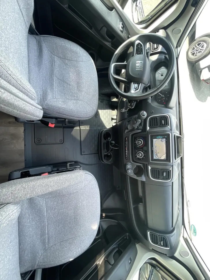 Fahrzeugbild Sunlight Cliff X 640 #20