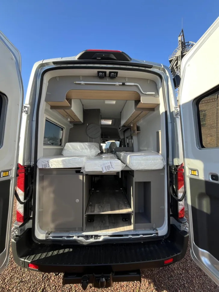 Fahrzeugbild LMC Innovan Ford 592 #16