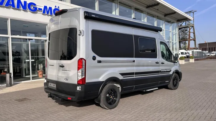 Fahrzeugbild LMC Innovan Ford 592 #3