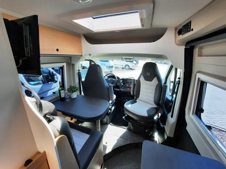 Fahrzeugbild Sunlight Camper Van Cliff 600 Adventure Edition Verfüg./1. Hand/SAT/AHK #8