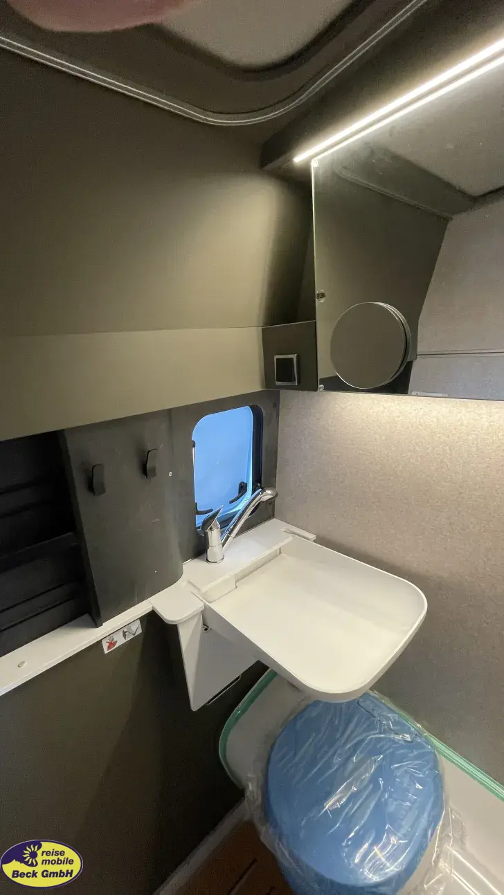 Fahrzeugbild Hymer Camper Van Grand Canyon S CrossOver Beck GCS 26 #22