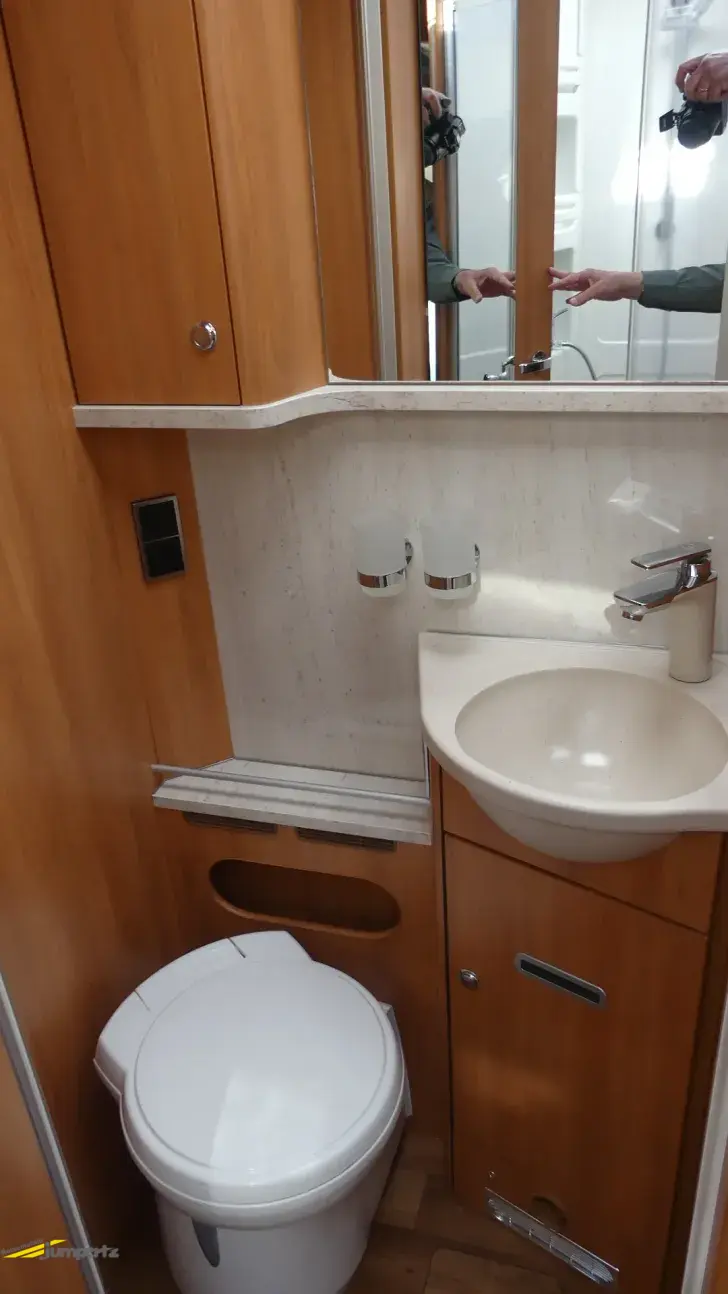 Fahrzeugbild Hymer Duo Mobil 534 Rundsitzgruppe #14