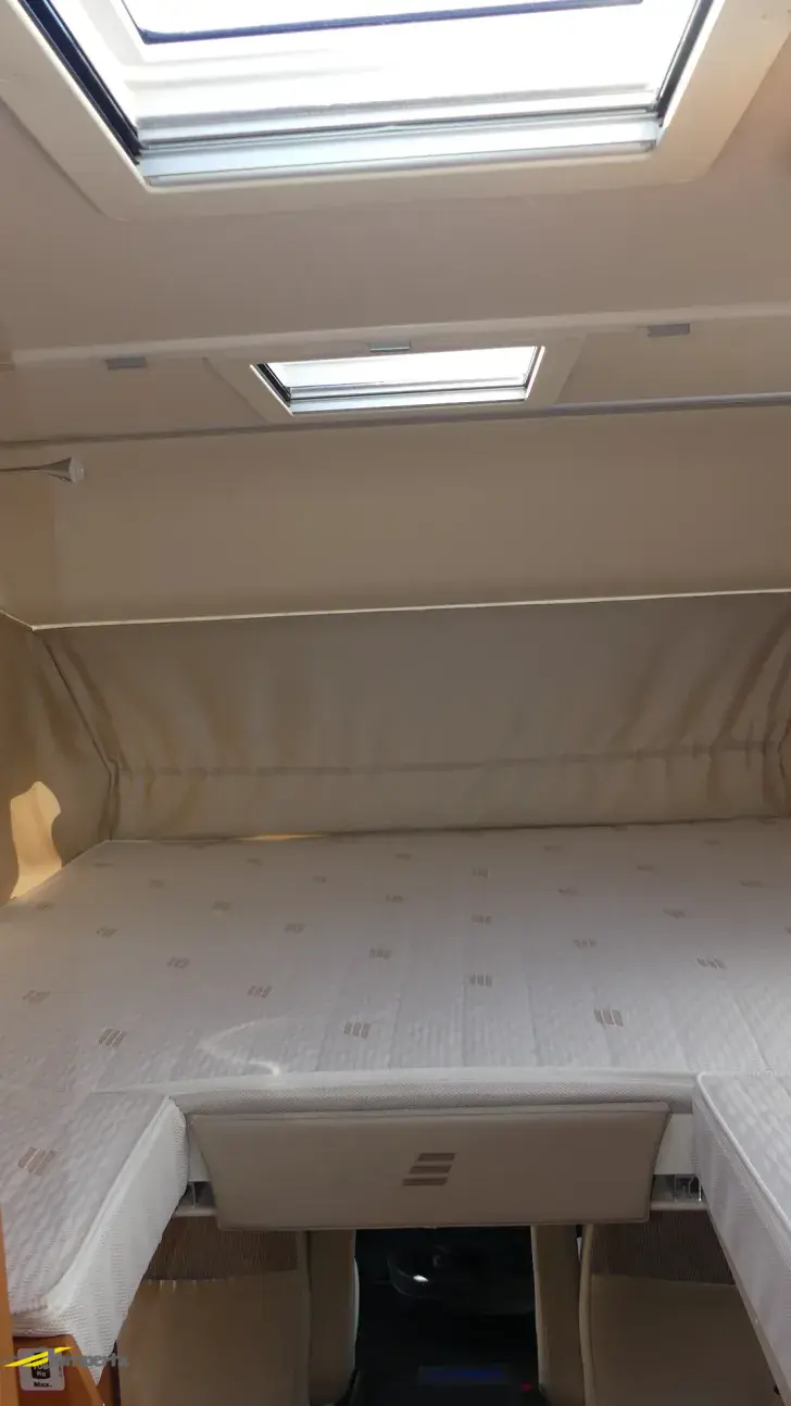 Fahrzeugbild Hymer Duo Mobil 534 Rundsitzgruppe #16