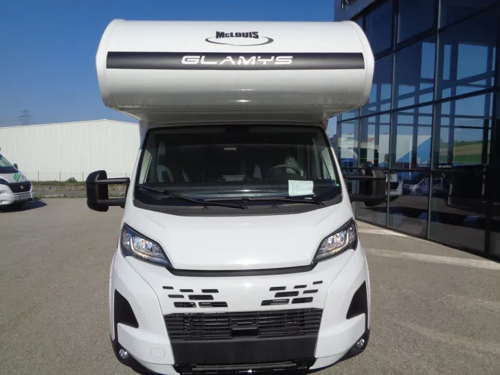 Fahrzeugbild McLouis Glamys 365 #3