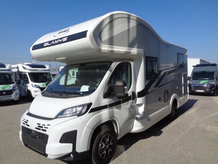 Fahrzeugbild McLouis Glamys 365 #4