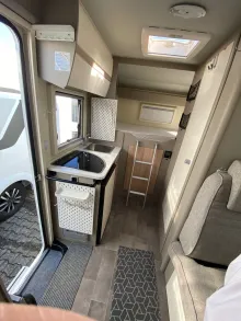 Fahrzeugbild Ahorn Camp Camp A 595 Nur 5,99 Meter lang, #6