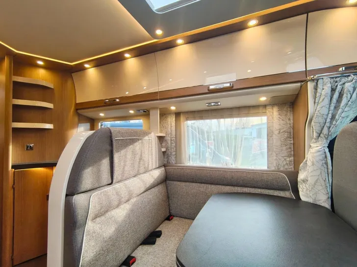 Fahrzeugbild Malibu T Edition+ 490 RB LE comfort Mercedes #12