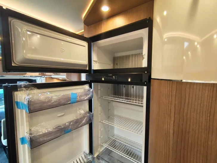 Fahrzeugbild Malibu T Edition+ 490 RB LE comfort Mercedes #19