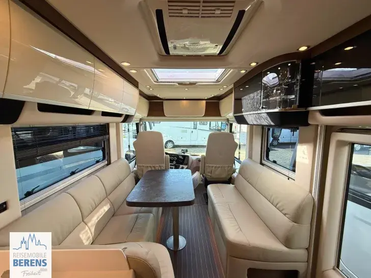 Fahrzeugbild Concorde Charisma 910 LI #10