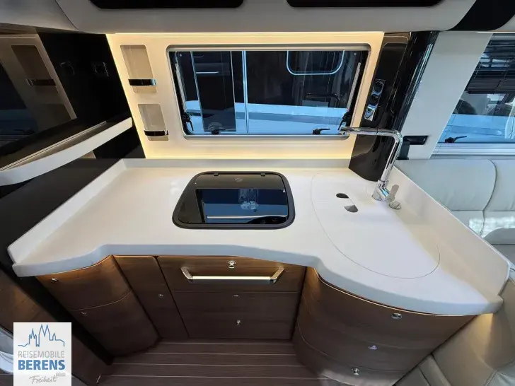 Fahrzeugbild Concorde Charisma 910 LI #15