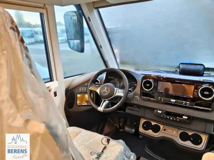 Fahrzeugbild Carthago chic c-line I 4.9 LE Mercedes #8