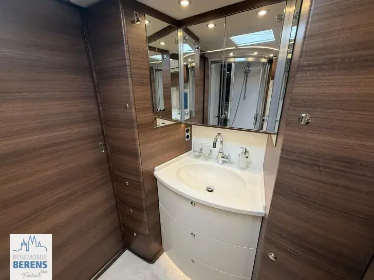 Fahrzeugbild Concorde Carver 850 L #17