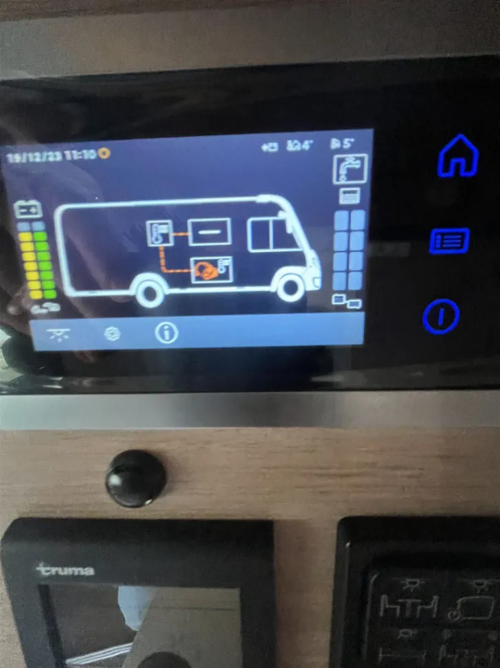 Fahrzeugbild Knaus Tourer Cuvision 500 MQ #24