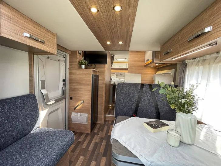 Fahrzeugbild Weinsberg CaraSuite 700 ME *5.Sitzpl.*Markise* #24