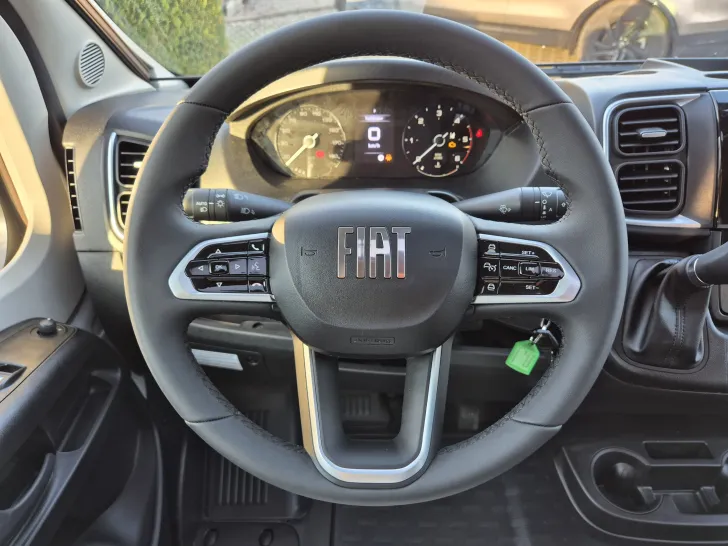 Fahrzeugbild Weinsberg CaraCompact 600 MEG EDITION [PEPPER] #8