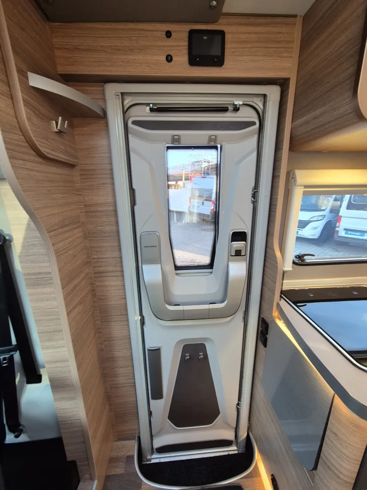 Fahrzeugbild Weinsberg CaraCompact 600 MEG EDITION [PEPPER] #16