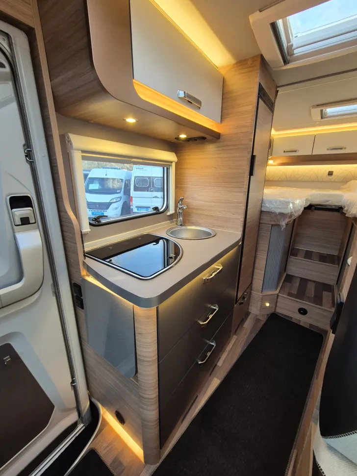 Fahrzeugbild Weinsberg CaraCompact 600 MEG EDITION [PEPPER] #17