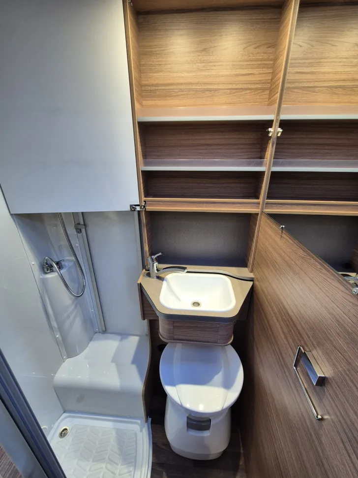 Fahrzeugbild Weinsberg CaraCompact 600 MEG EDITION [PEPPER] #24