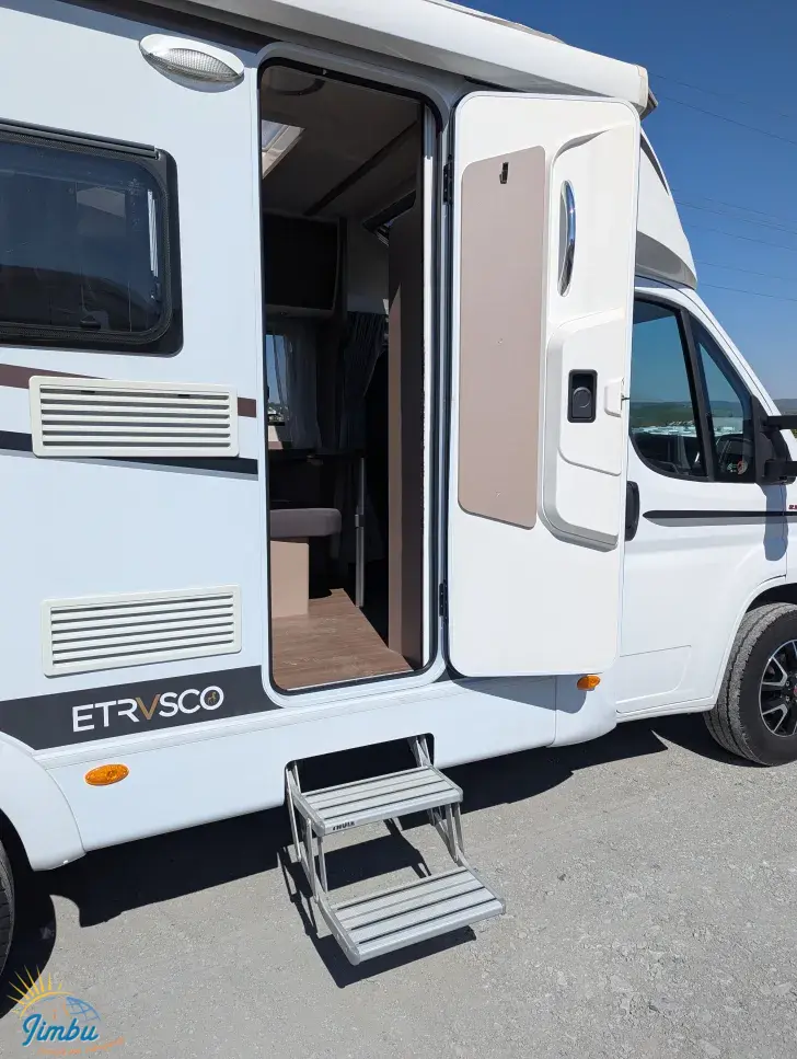 Fahrzeugbild Etrusco T 5900 DB 130 PS / Schalter, G9087 #7