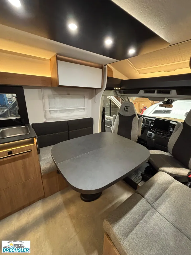 Fahrzeugbild Challenger 317 Cosy Edition #8