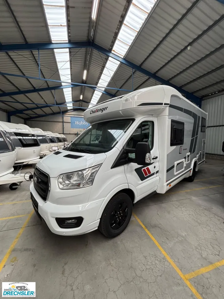 Fahrzeugbild Challenger 287 Graphite Edition #1