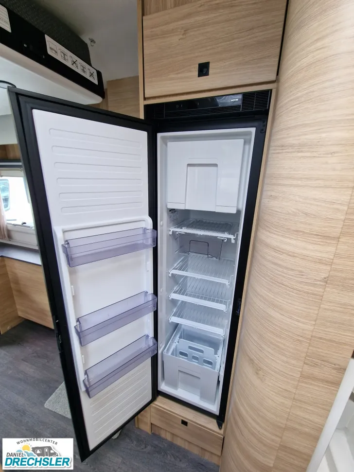 Fahrzeugbild Challenger 240 Break Edition #13