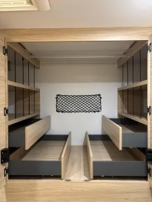 Fahrzeugbild Challenger 270 Graphite Edition #16