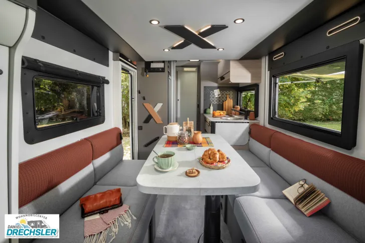 Fahrzeugbild Challenger X150 Open Edition #3