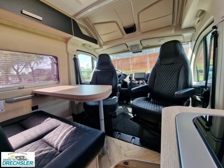 Fahrzeugbild Challenger V 217 Sport Edition #7