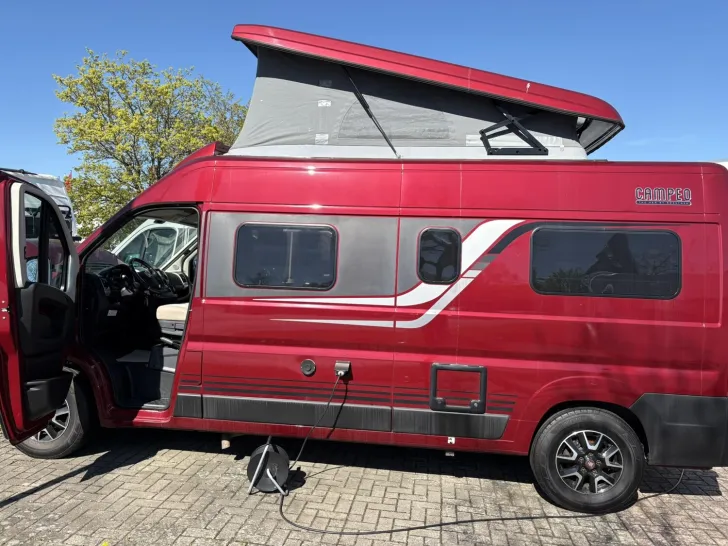 Fahrzeugbild Bürstner Campeo C600 #1