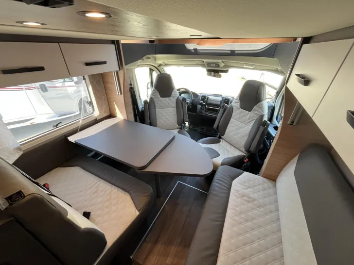 Fahrzeugbild Knaus L!VE WAVE PLATINUM SELECTION 650 MF Navi|Kamera #9