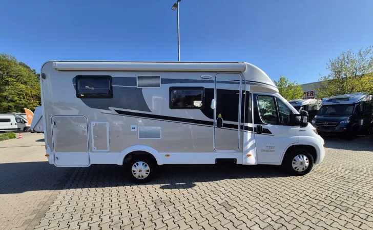 Fahrzeugbild Carado T 337 Luftfederung,Navi+Kamera,Allwetterreifen #7