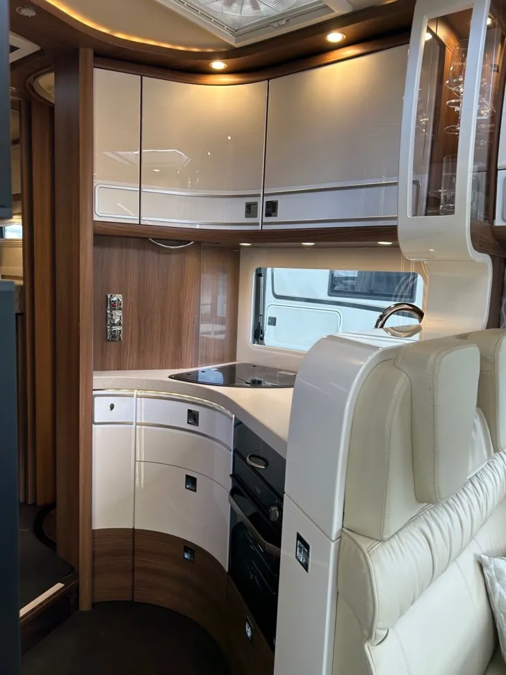 Fahrzeugbild Carthago chic e-line I 50 LE DA #13