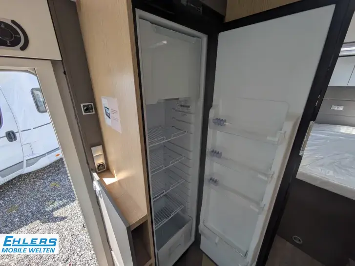Fahrzeugbild LMC Tourer Lift H 720 140PS/Autom/GFK/Tempo/Hubbett #12