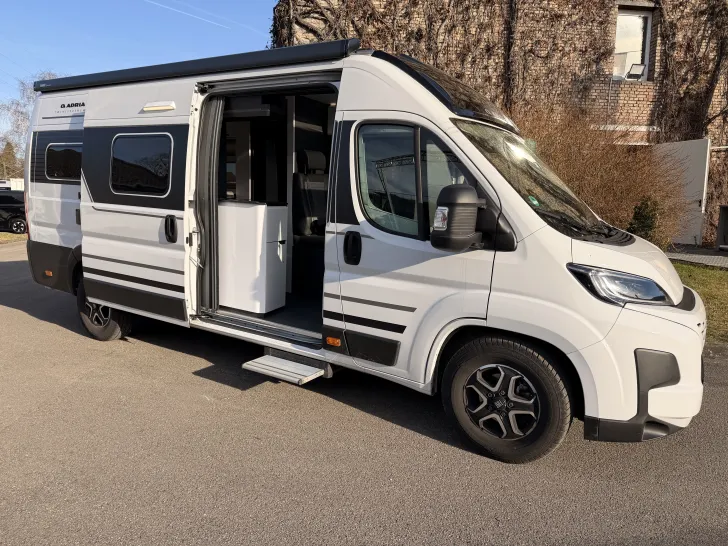 Fahrzeugbild Adria Twin Edition 640 SGX AHK, Klima, Markise, #1