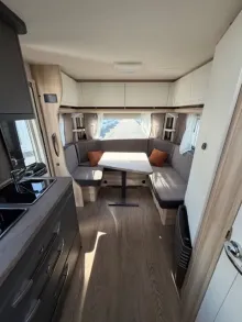 Fahrzeugbild Hobby De Luxe 495 UL #7