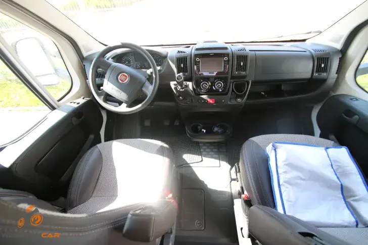 Fahrzeugbild Etrusco A 7300 DB #11