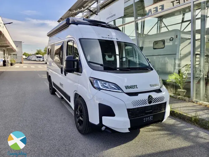 Schräg Hinten Sunlight Camper Van CLIFF 540 Vanlife
