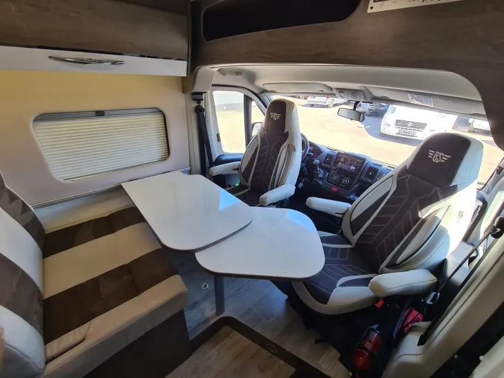 Fahrzeugbild Bavaria Camp V 630 J *Luftfeder*Solar*Lithium*WR* #17