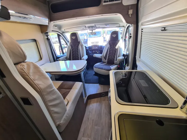 Fahrzeugbild Bavaria Camp V 630 J *Luftfeder*Solar*Lithium*WR* #24