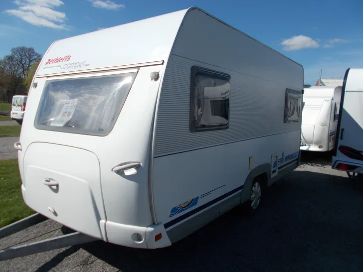Fahrzeugbild Dethleffs Camper 430 DB mit Vorzelt #3
