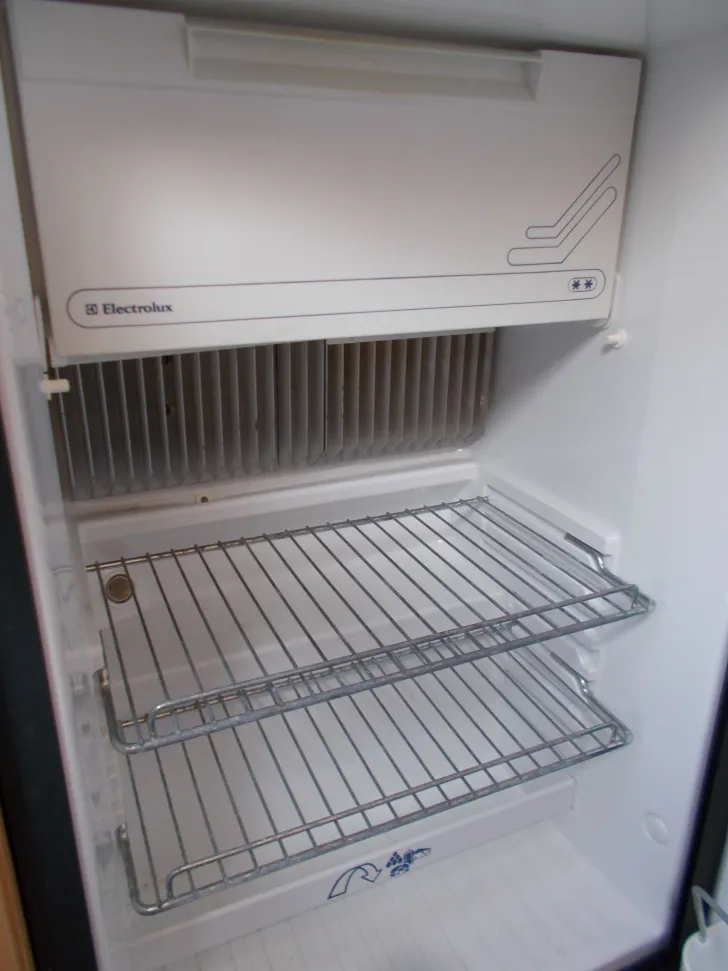 Fahrzeugbild Dethleffs Camper 430 DB mit Vorzelt #10