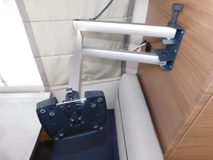 Fahrzeugbild Knaus Sport 420 QD Mover, Markise, Radträger #14