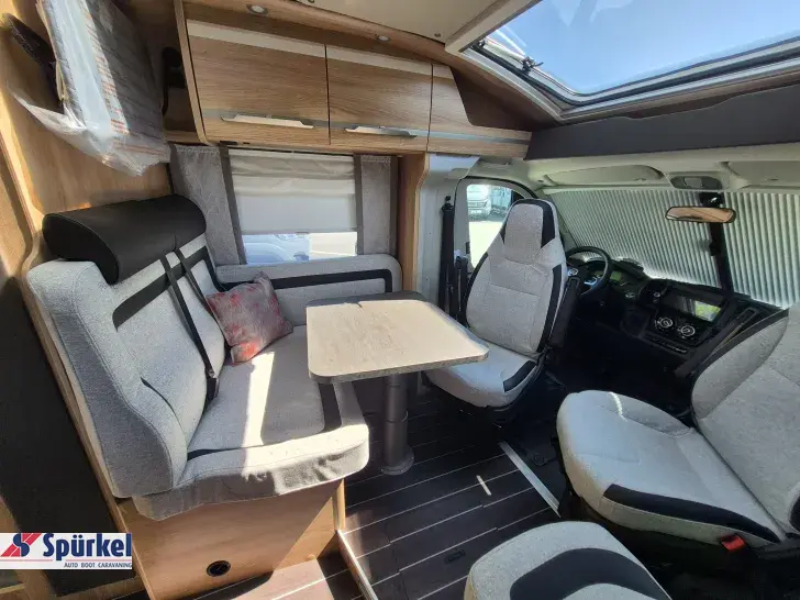 Fahrzeugbild Knaus Sky TI 650 MEG Platinum Selection TraumMobil mit Tageszulassung #7