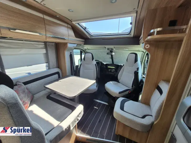 Fahrzeugbild Knaus Sky TI 650 MEG Platinum Selection TraumMobil mit Tageszulassung #8