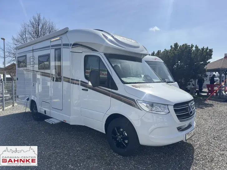 Fahrzeugbild Carthago C1-tourer T 143 KB-LE comfort 4.2t 35 Jahre Edt! ! - 16.035,- € ! #1