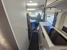 Fahrzeugbild Carado CV640 Entry *e.-Trittstufe*AWT isoliert/beheizt* #24