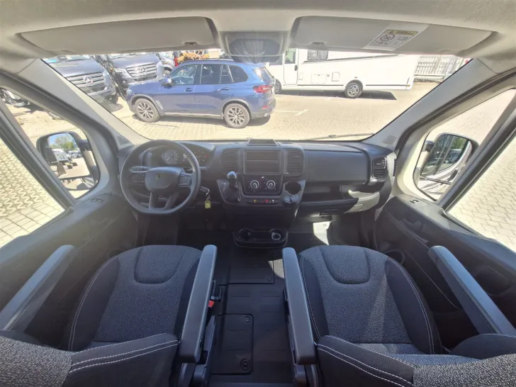 Fahrzeugbild Carado CV640 Entry *e.-Trittstufe*AWT isoliert/beheizt* #29